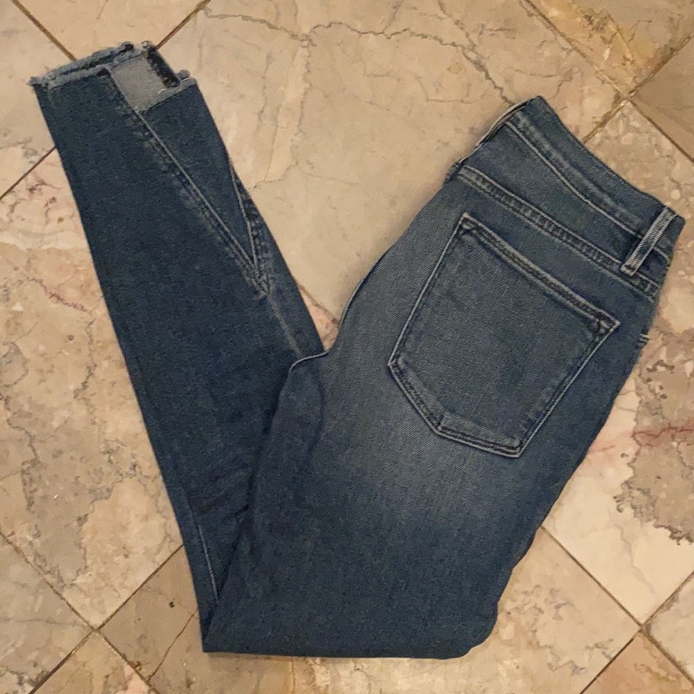 Like new Frame Denim Oakley Jeans size 27